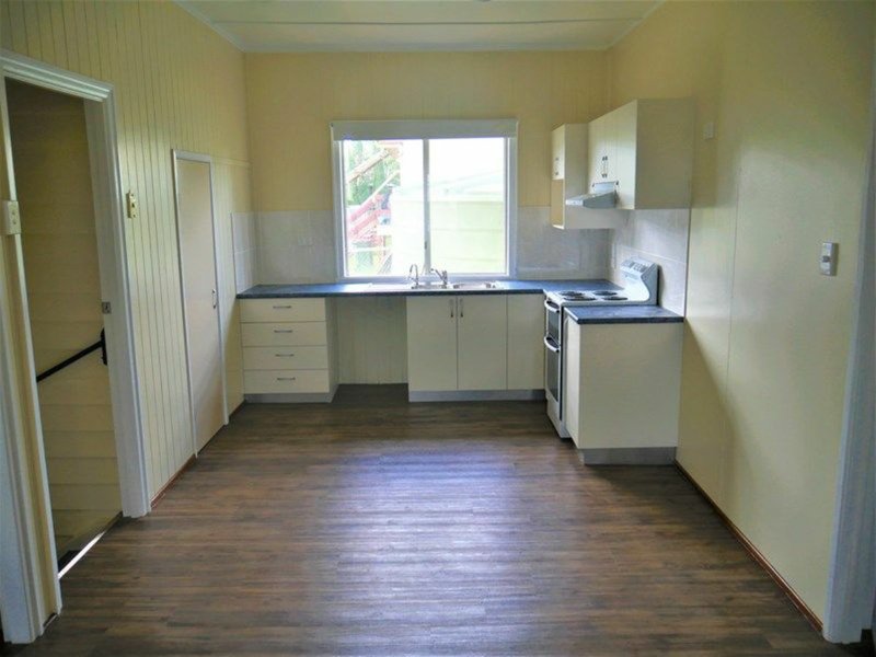 Photo - 171 Youngman Street, Kingaroy QLD 4610 - Image 3