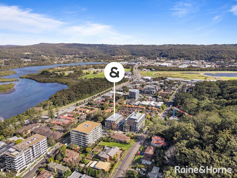 Photo - 17/10-12 Batley Street, West Gosford NSW 2250 - Image 12