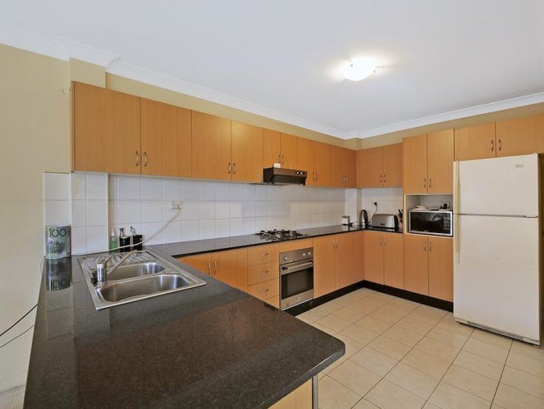 Photo - 17/10-12 Tindall Avenue, Liverpool NSW 2170 - Image 4