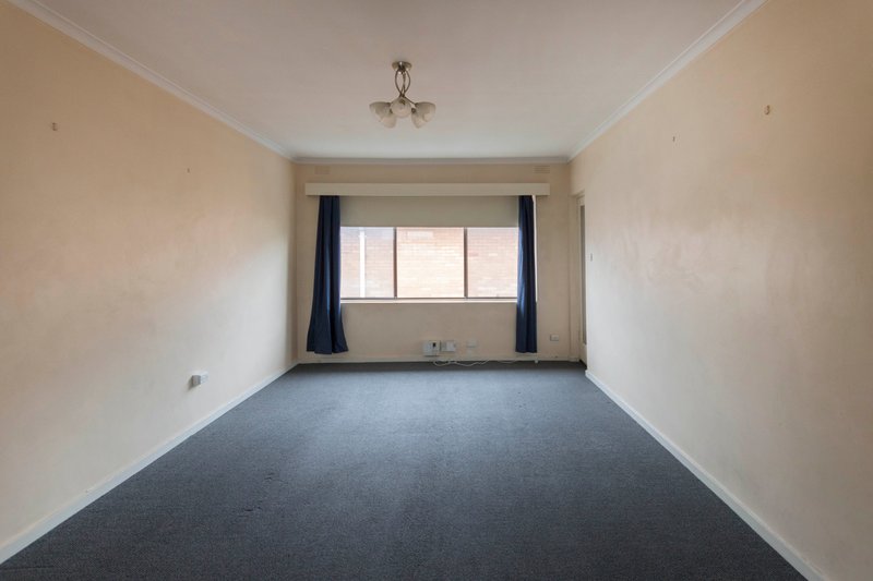 Photo - 17/10 Minnie Street, Brunswick VIC 3056 - Image 2