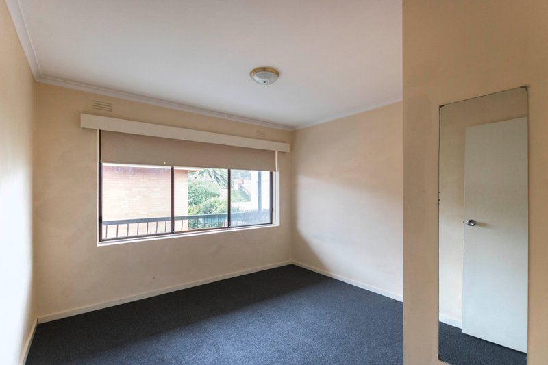 Photo - 17/10 Minnie Street, Brunswick VIC 3056 - Image 4