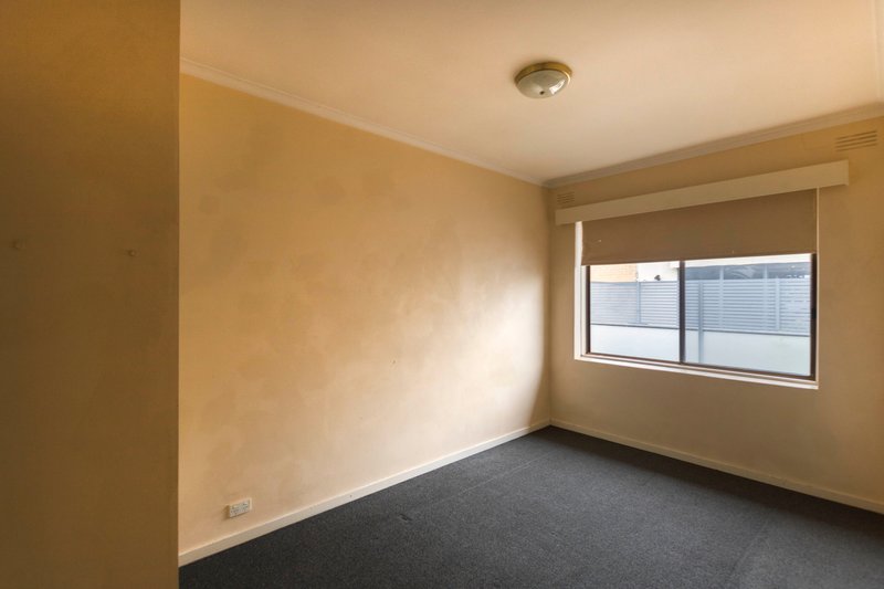 Photo - 17/10 Minnie Street, Brunswick VIC 3056 - Image 5