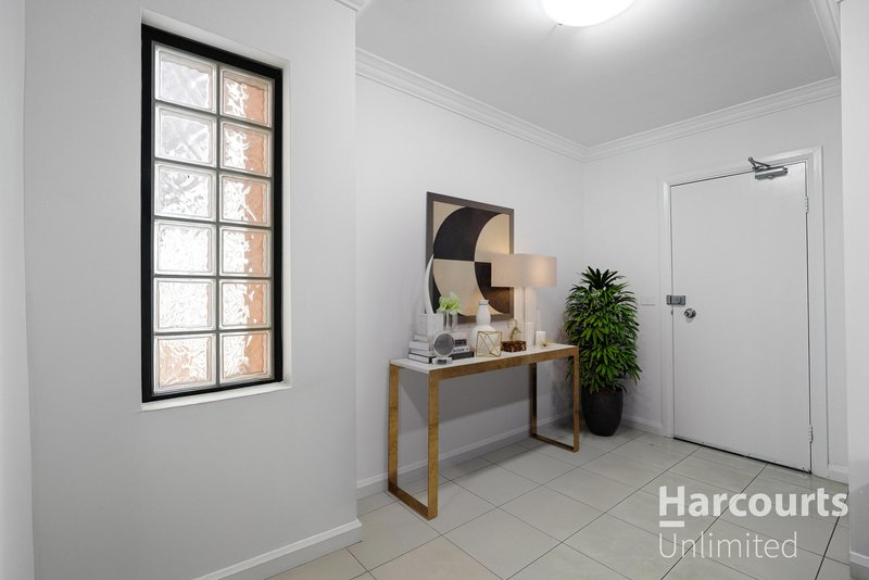 Photo - 17/101 Marsden Street, Parramatta NSW 2150 - Image 2