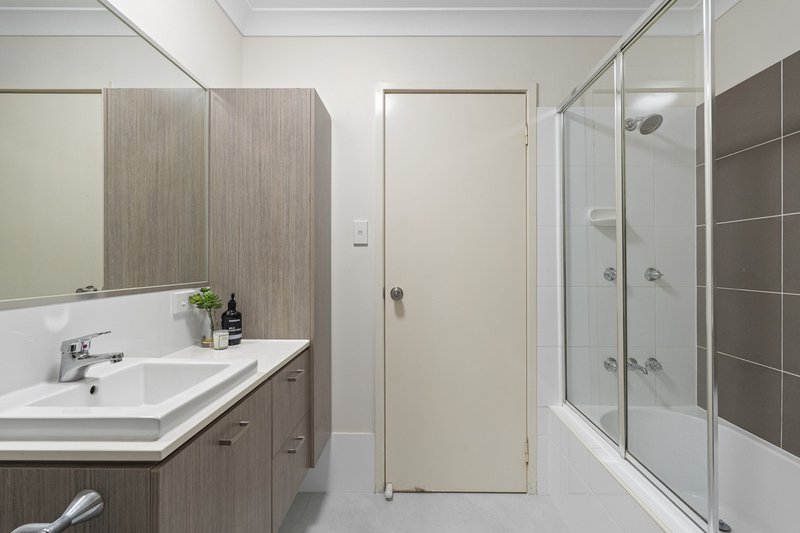 Photo - 17/11 Corella Place, Runcorn QLD 4113 - Image 7