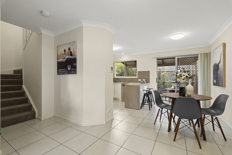 Photo - 17/11 Corella Place, Runcorn QLD 4113 - Image 16