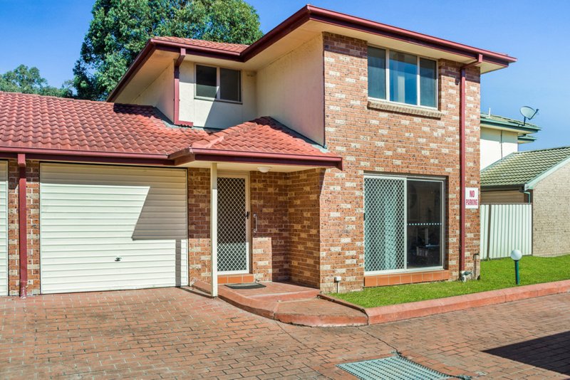 17/11 Greenfield Road, Greenfield Park NSW 2176