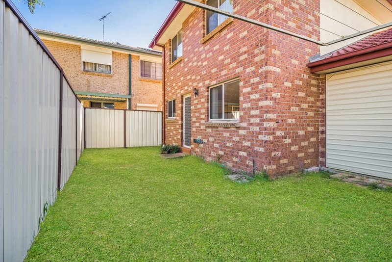 Photo - 17/11 Greenfield Road, Greenfield Park NSW 2176 - Image 7