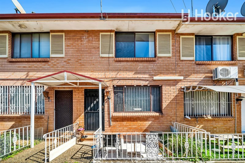 17/112 Longfield Street, Cabramatta NSW 2166