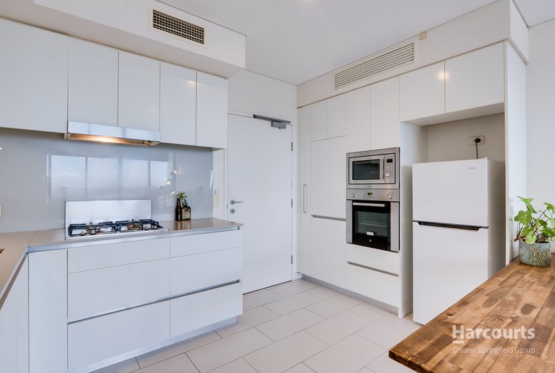 Photo - 1711/29-35 Campbell Street, Bowen Hills QLD 4006 - Image 4