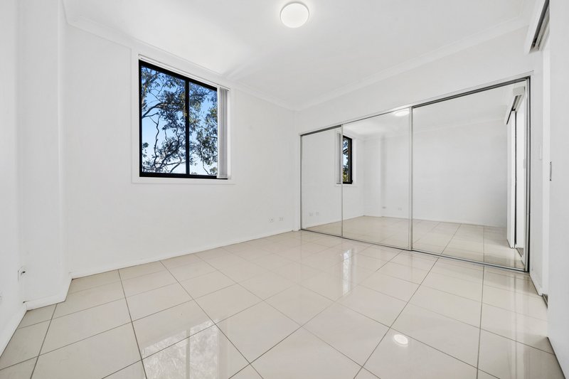 Photo - 17/12-14 Clifton Street, Blacktown NSW 2148 - Image 6