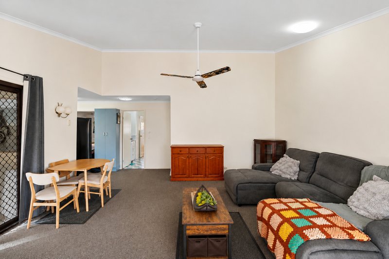Photo - 17/12 Denmans Camp Road, Torquay QLD 4655 - Image 6