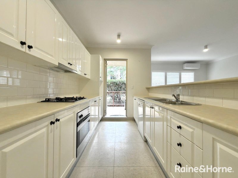 Photo - 17/125 Banksia Street, Botany NSW 2019 - Image 3