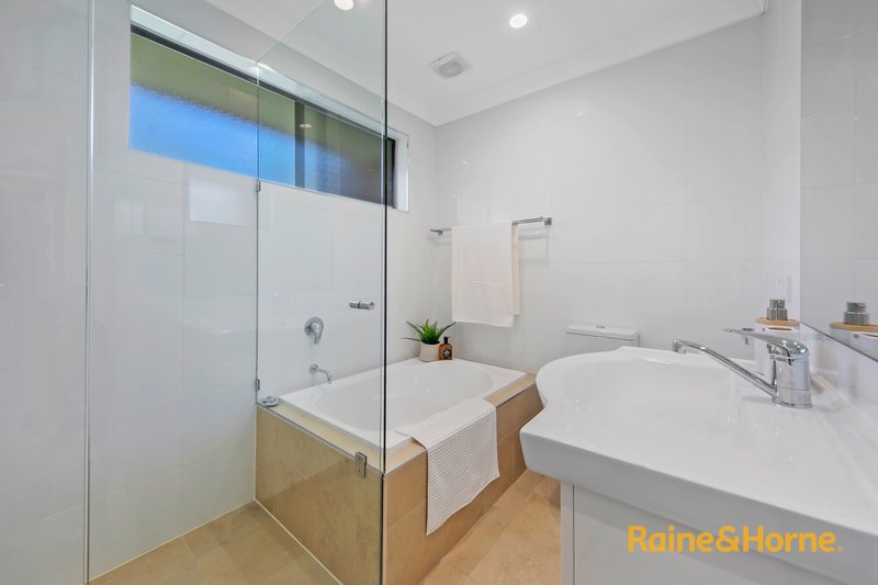 Photo - 17/13 Busaco Road, Marsfield NSW 2122 - Image 8