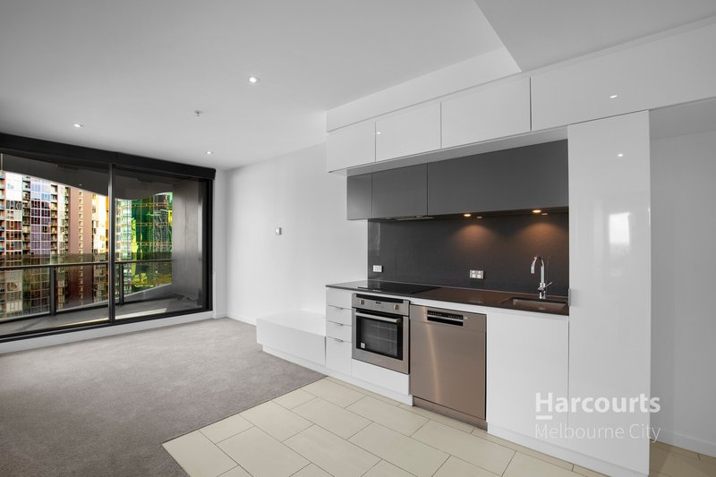 Photo - 1713/551 Swanston Street, Carlton VIC 3053 - Image 2