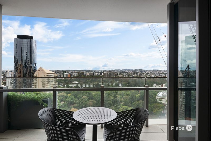 Photo - 1713/8 Margaret Street, Brisbane City QLD 4000 - Image 2