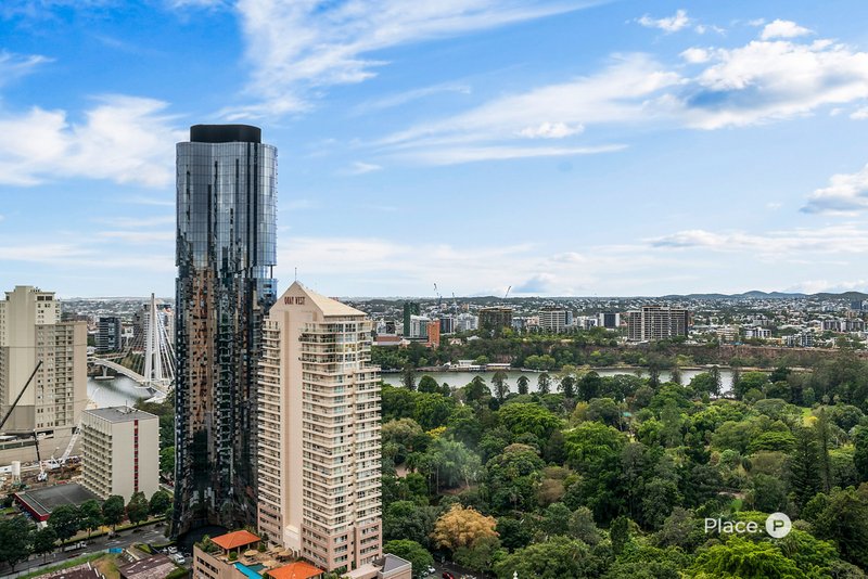 Photo - 1713/8 Margaret Street, Brisbane City QLD 4000 - Image 3