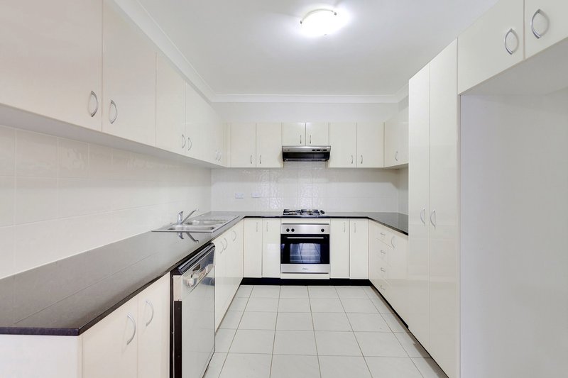 Photo - 17/14-16 Margin Street, Gosford NSW 2250 - Image 3