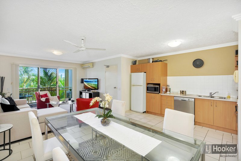 Photo - 17/142 Stanhill Drive, Surfers Paradise QLD 4217 - Image 3