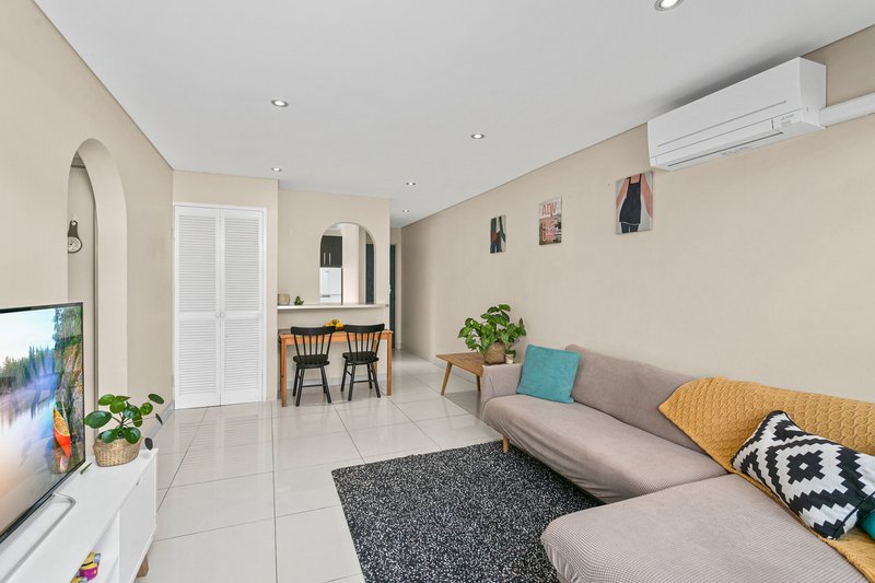 Photo - 17/15-21 Oxford Street, Mortdale NSW 2223 - Image 2