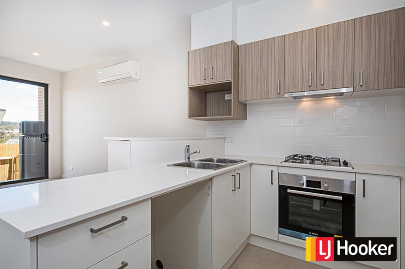 Photo - 17/15 Wanderlight Avenue, Lawson ACT 2617 - Image 2