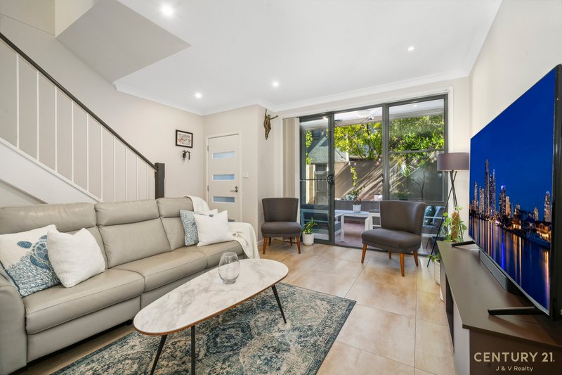 Photo - 17/17 Haldane Street, Asquith NSW 2077 - Image 2