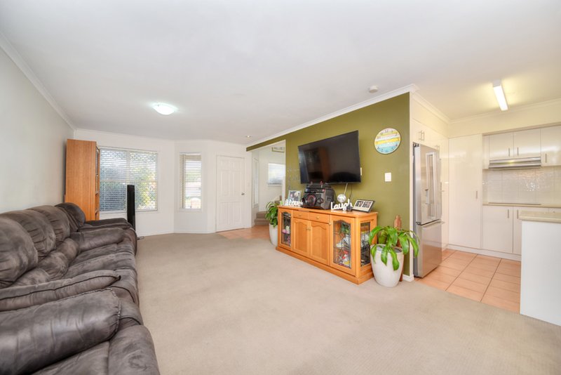 Photo - 17/18 Tallebudgera Creek Road, Burleigh Heads QLD 4220 - Image 4