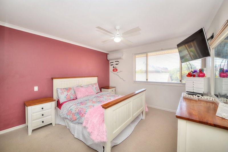 Photo - 17/18 Tallebudgera Creek Road, Burleigh Heads QLD 4220 - Image 5