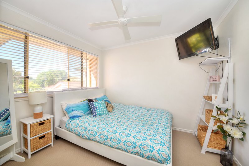 Photo - 17/18 Tallebudgera Creek Road, Burleigh Heads QLD 4220 - Image 6