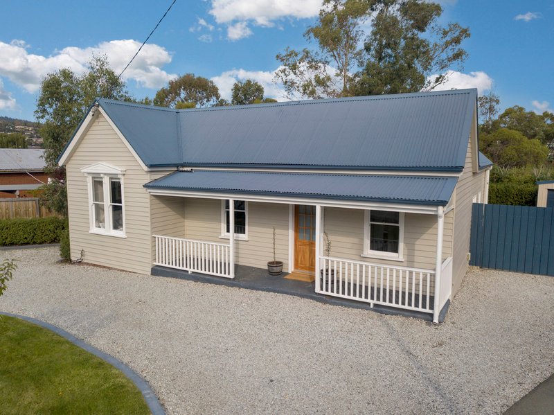 Photo - 171A Derwent Avenue, Lindisfarne TAS 7015 - Image 2