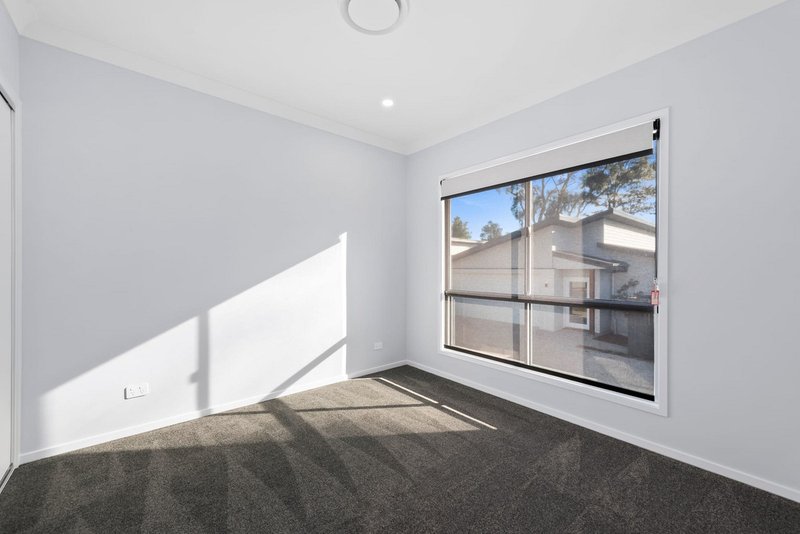 Photo - 1/71B Stuart Street, North Toowoomba QLD 4350 - Image 9