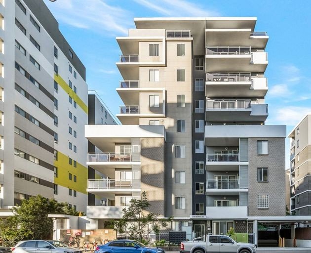 17/2-4 George Street, Warwick Farm NSW 2170