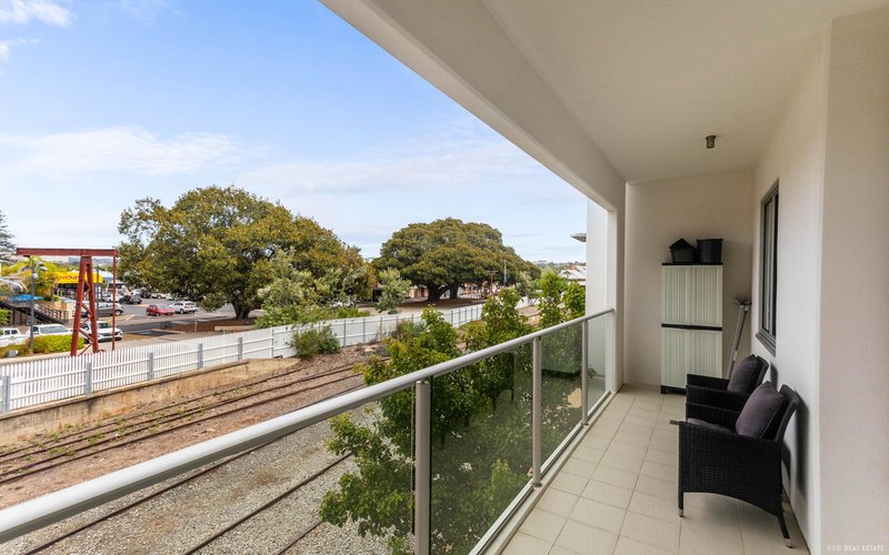 Photo - 17/2-5 Flinders Parade, Victor Harbor SA 5211 - Image 19