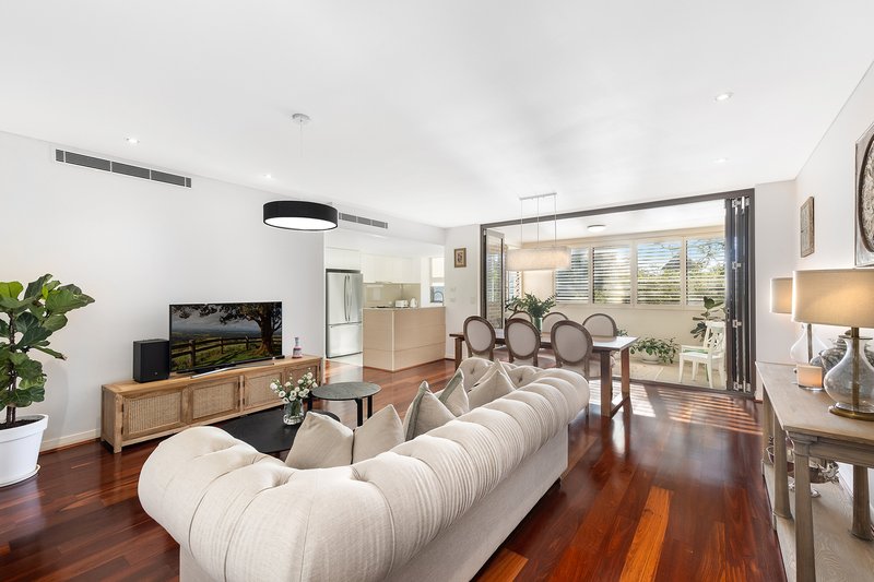 Photo - 17/2-6 Clydesdale Place, Pymble NSW 2073 - Image 2