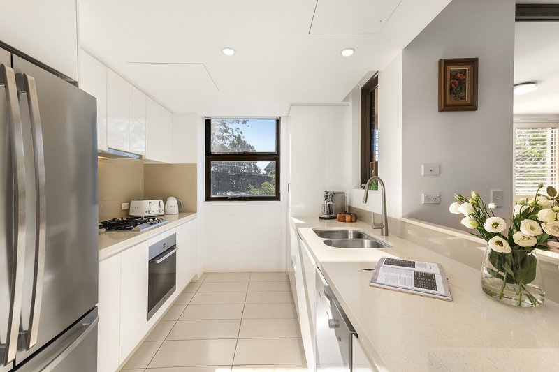 Photo - 17/2-6 Clydesdale Place, Pymble NSW 2073 - Image 3