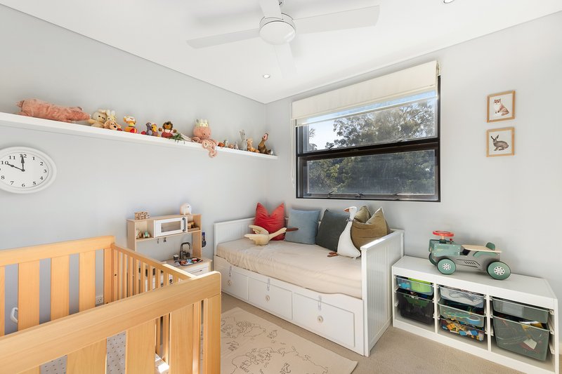 Photo - 17/2-6 Clydesdale Place, Pymble NSW 2073 - Image 8