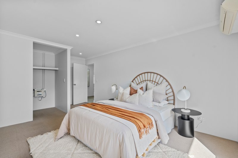 Photo - 172 Banrock Drive, Ellenbrook WA 6069 - Image 4