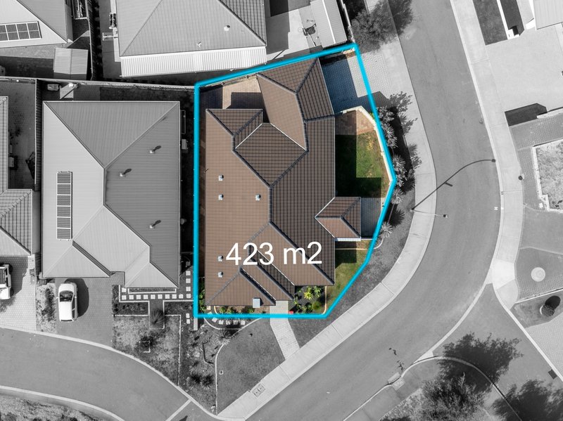 Photo - 172 Banrock Drive, Ellenbrook WA 6069 - Image 29
