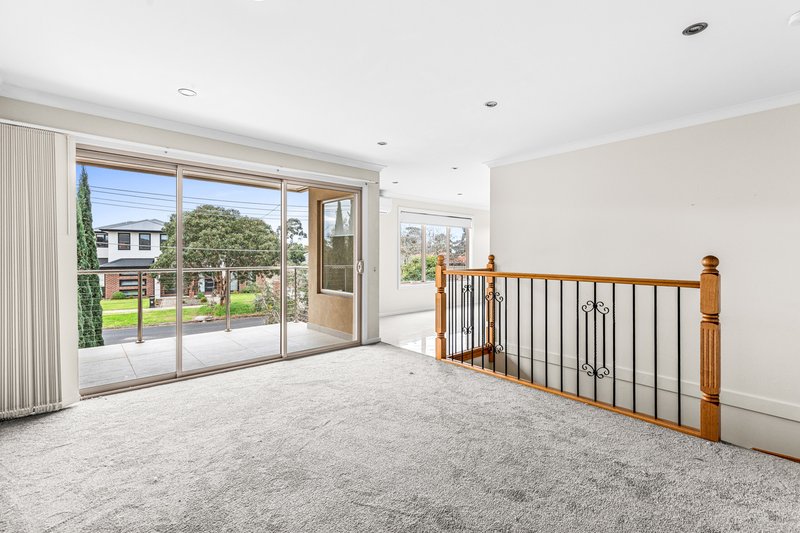 Photo - 1/72 Chirnside Avenue, Werribee VIC 3030 - Image 7
