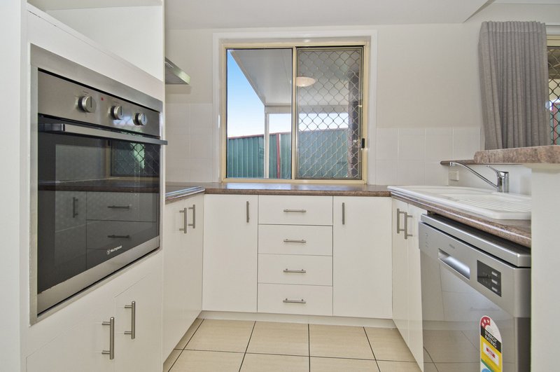 Photo - 17/2 Doyalson Place, Helensvale QLD 4212 - Image 5