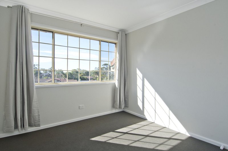 Photo - 17/2 Doyalson Place, Helensvale QLD 4212 - Image 11