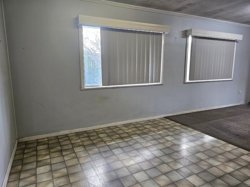 Photo - 172 Eleventh Avenue, Home Hill QLD 4806 - Image 7