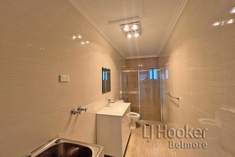 Photo - 1/72 Ely Street, Revesby NSW 2212 - Image 4