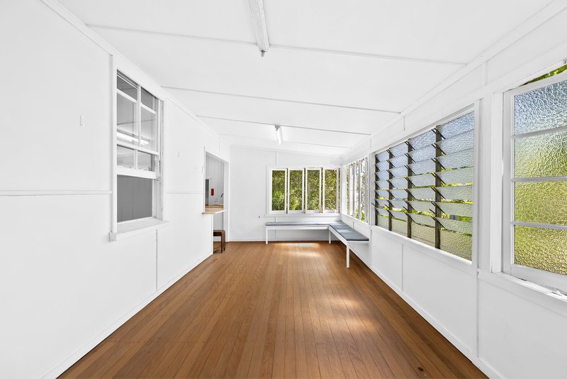 Photo - 172 Empress Terrace, Bardon QLD 4065 - Image 3