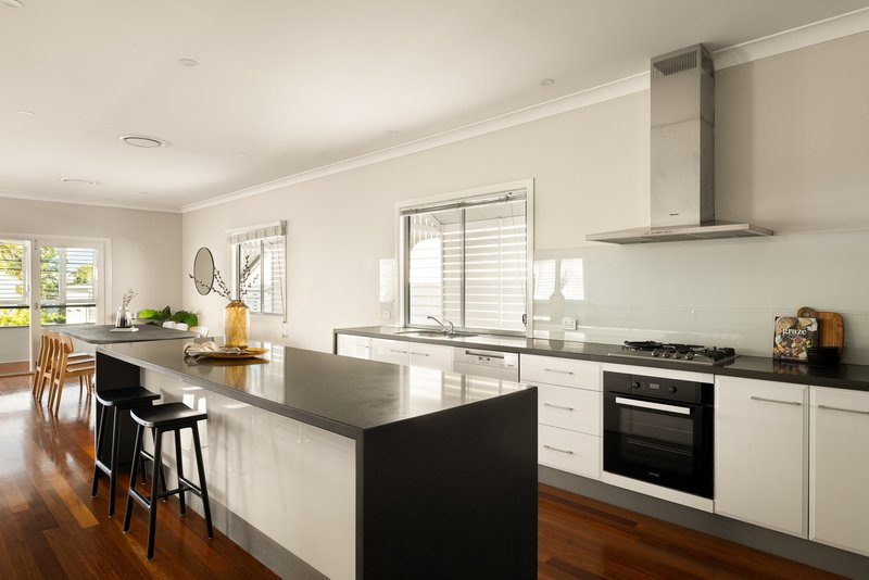 Photo - 172 Evelyn Street, Grange QLD 4051 - Image 2