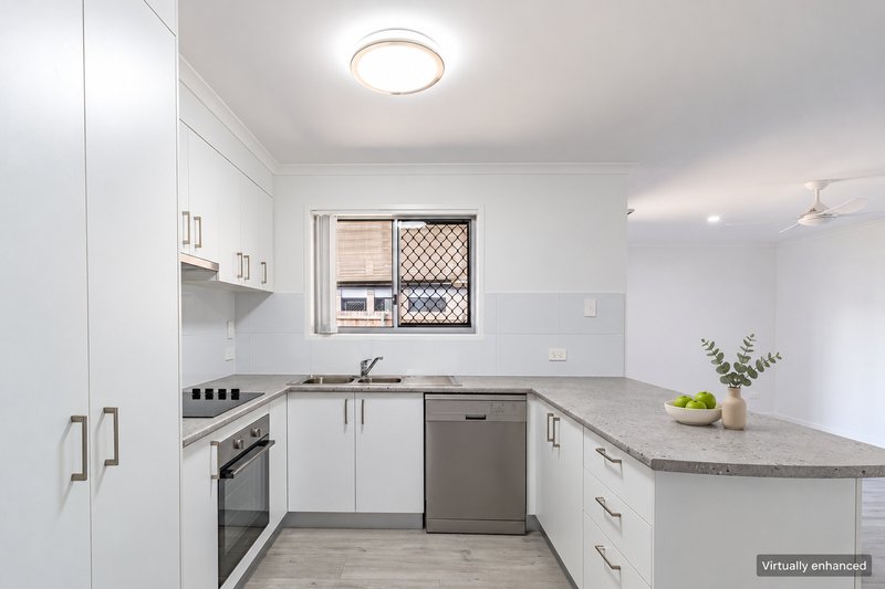 Photo - 172 Ibis Boulevard, Eli Waters QLD 4655 - Image 9