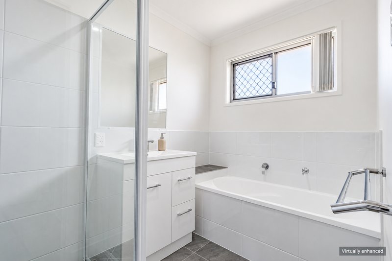 Photo - 172 Ibis Boulevard, Eli Waters QLD 4655 - Image 14