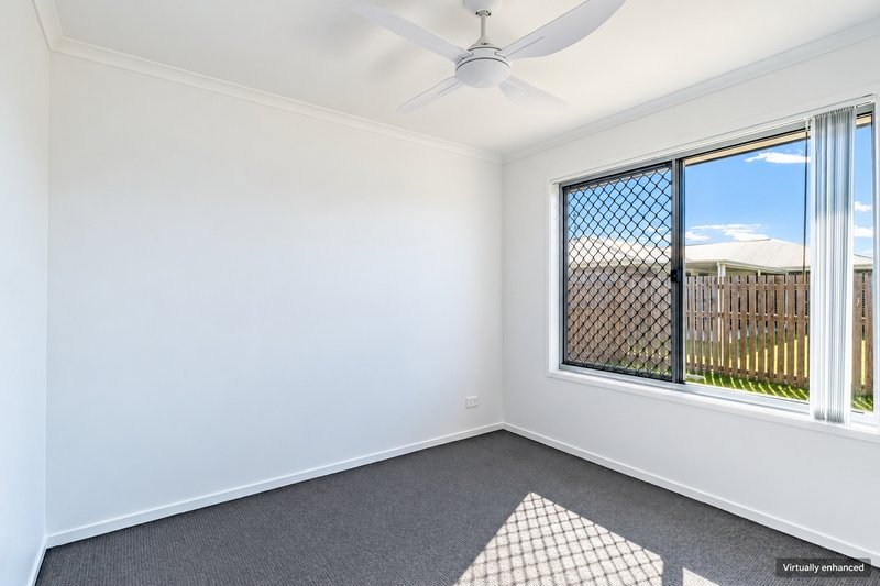 Photo - 172 Ibis Boulevard, Eli Waters QLD 4655 - Image 16