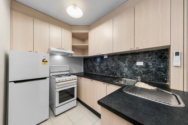 Photo - 1/72 King William Street, Reservoir VIC 3073 - Image 2