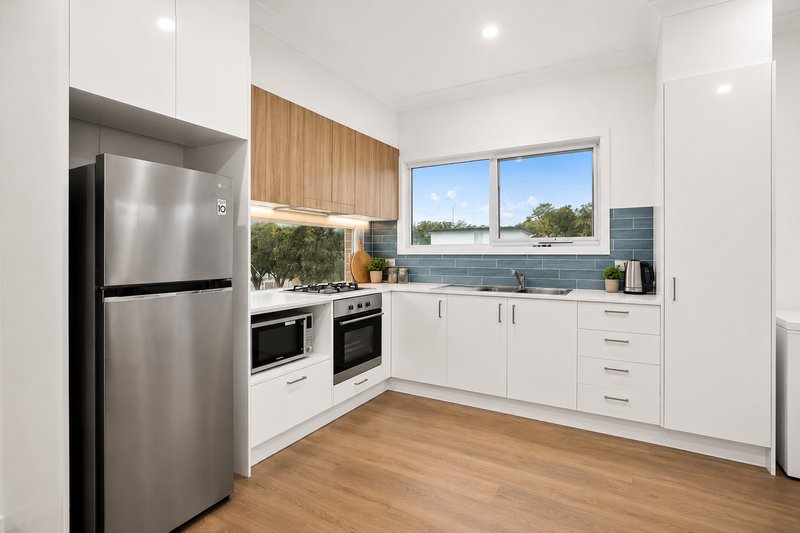 Photo - 1/72 Kingston Street, Oak Flats NSW 2529 - Image 3