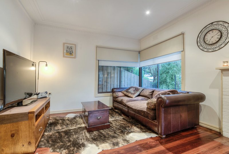 Photo - 1/72 Lloyd Avenue, Reservoir VIC 3073 - Image 4